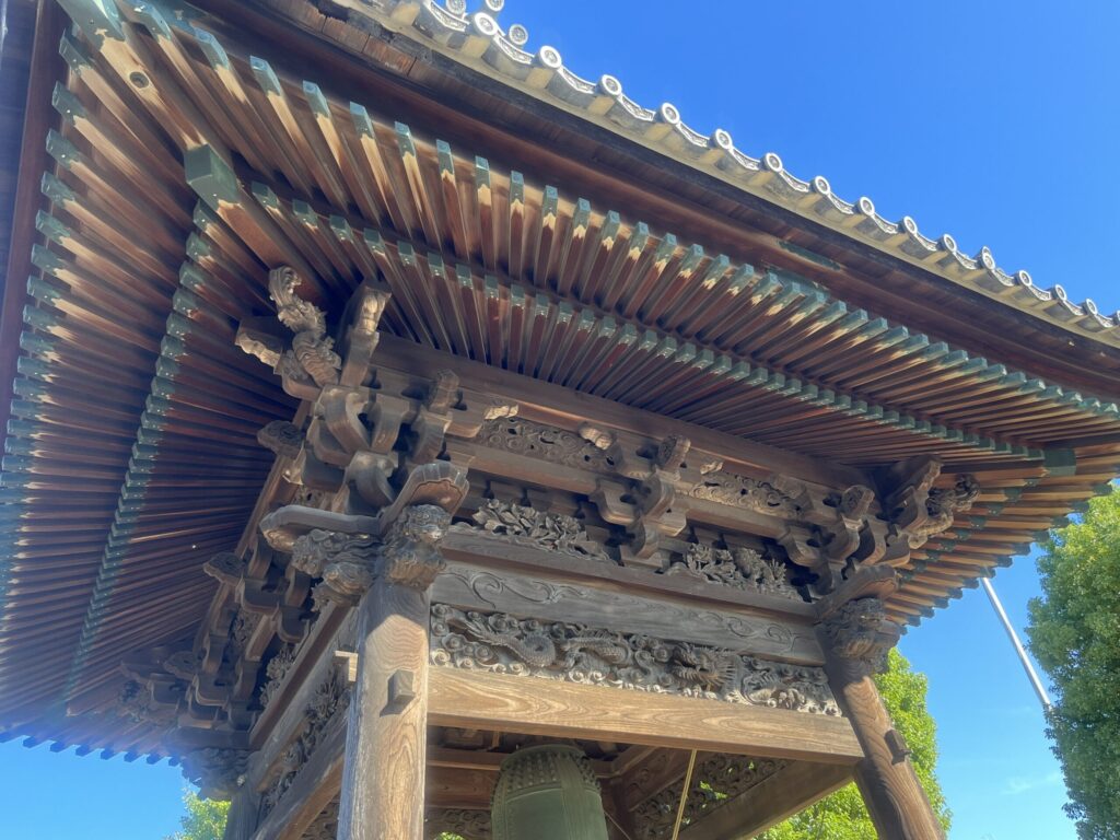 正法寺境内⑥｜岡崎市東本郷 四季折々の自然が息づく約370年の歴史を持つ真宗大谷派寺院の境内