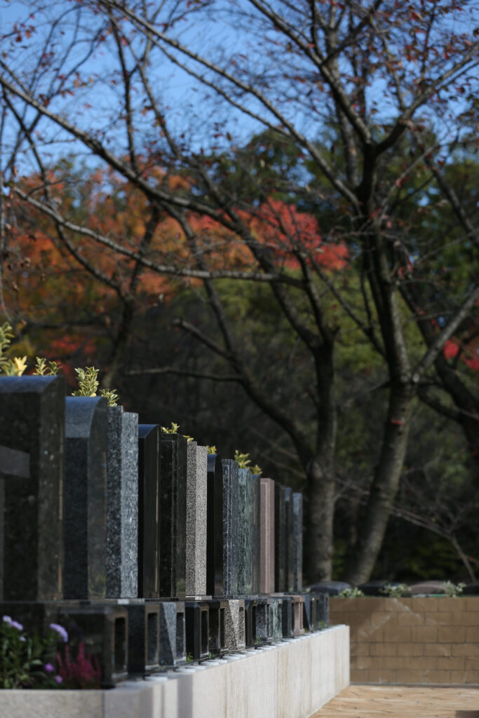平和公園はなえみ墓園の墓園風景①｜名古屋市千種区 平和公園3丁目 曹洞宗高顕寺境内 完成建立済み和型・洋型・板型墓石区画