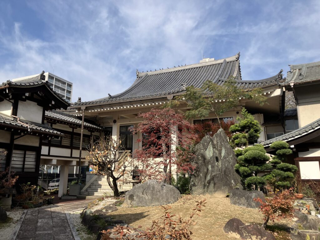 平和公園はなえみ墓園を管理する曹洞宗高顕寺｜元禄6年（1693年）尾張徳川2代藩主・徳川光友公の母・高原院殿 開基 名古屋市中区橘