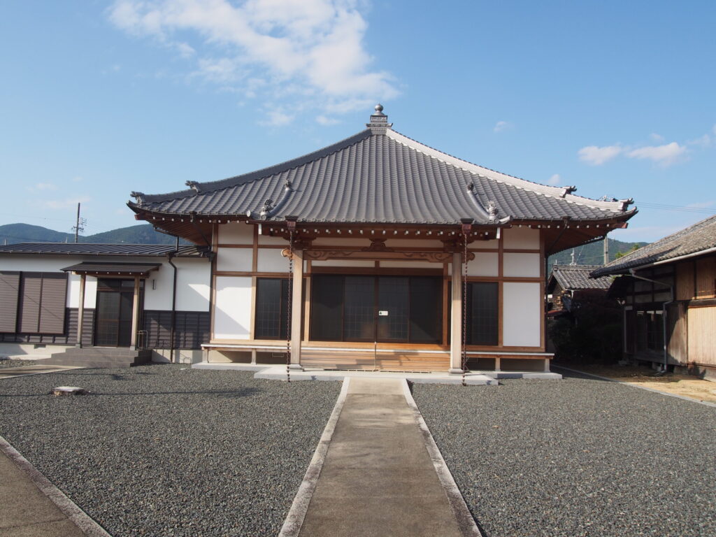 最勝院 境内・参道｜新城市字屋敷の閑静な寺院 JR飯田線東新町駅徒歩3分