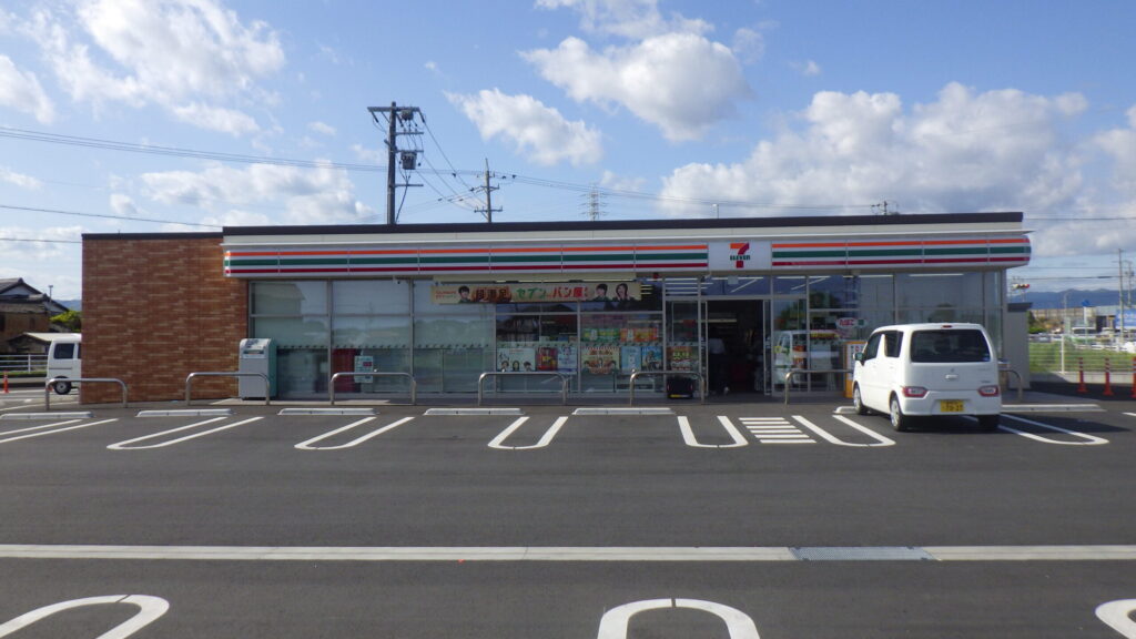 セブン-イレブン豊橋清須町店｜豊川はなえみ墓園から車2分の最寄りコンビニ