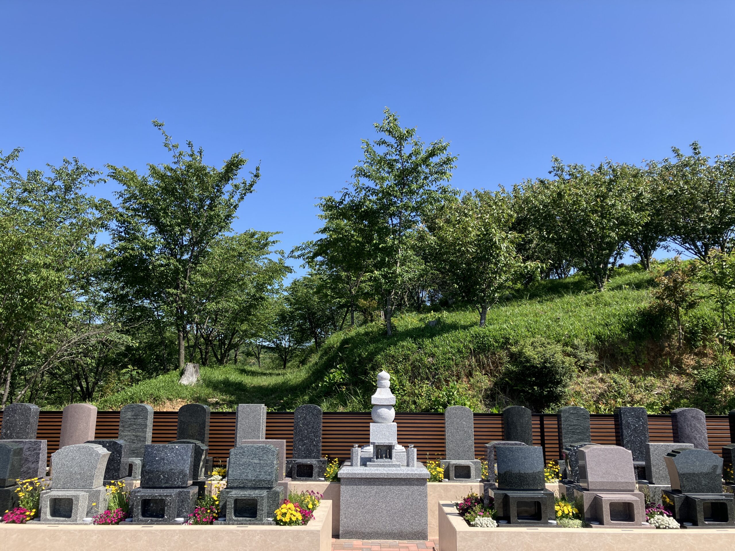 岡崎本宿はなえみ墓園｜はなえみ墓園