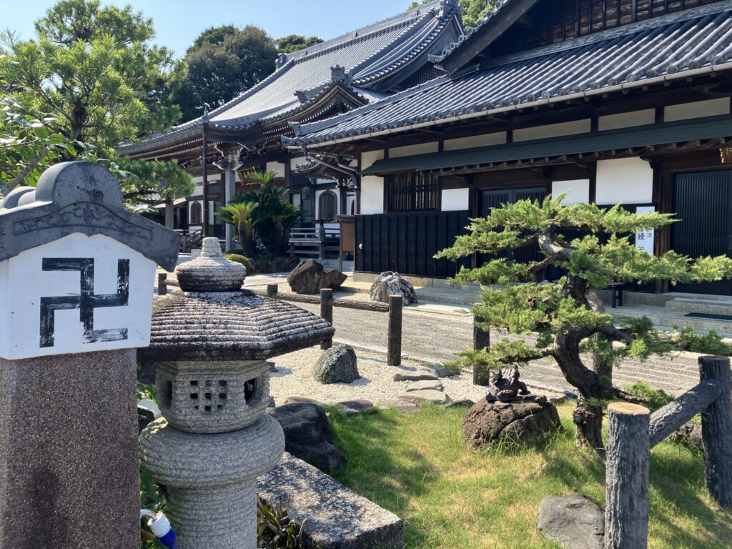 美浜はなえみ墓園　寺院内画像 (6)
