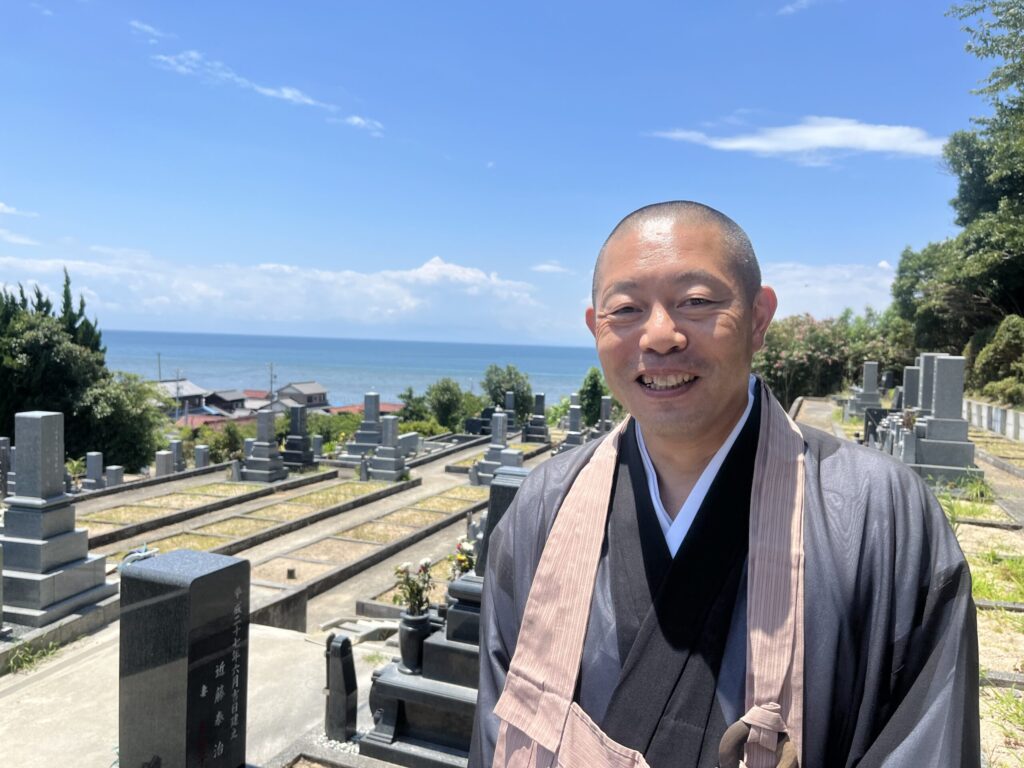 如意山大仙寺 第20世・後藤彰仁住職｜伊勢湾を望む美浜はなえみ墓園にて